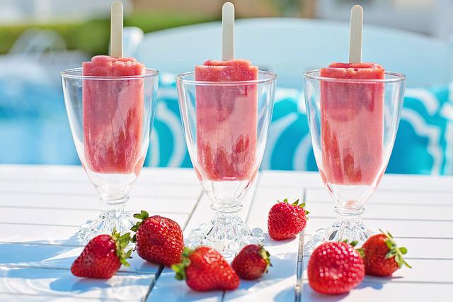 Wine Popsicles for Desserts?  Fast becomes a favorite for all!